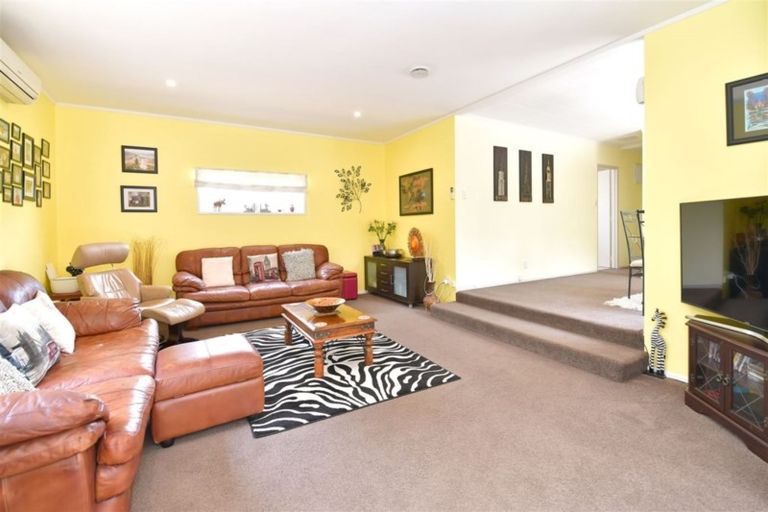 Photo of property in 622a Whangaparaoa Road, Stanmore Bay, Whangaparaoa, 0932