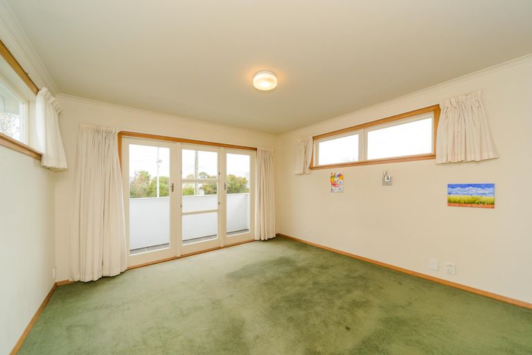 Photo of property in 7 Buick Crescent, Awapuni, Palmerston North, 4412