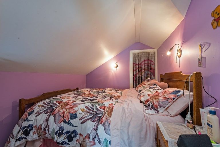 Photo of property in 52 Grey Street, Marton, 4710