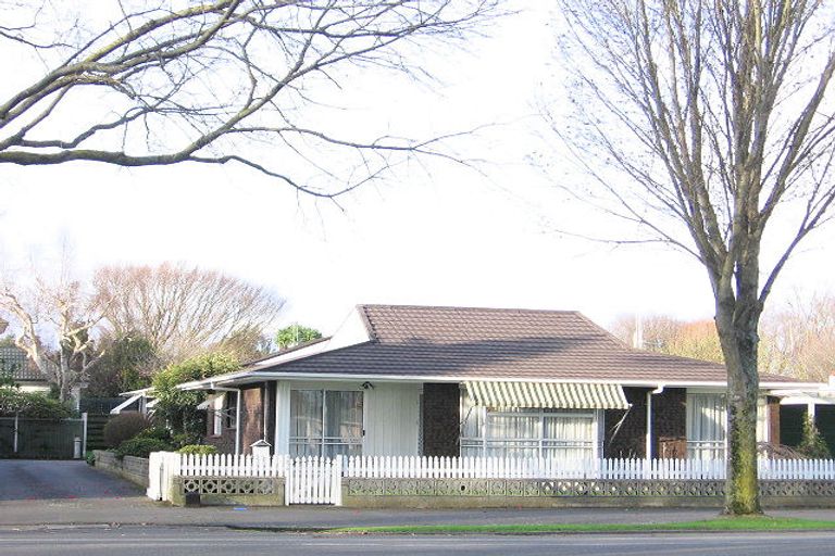 Photo of property in 127a Victoria Avenue, Hokowhitu, Palmerston North, 4410
