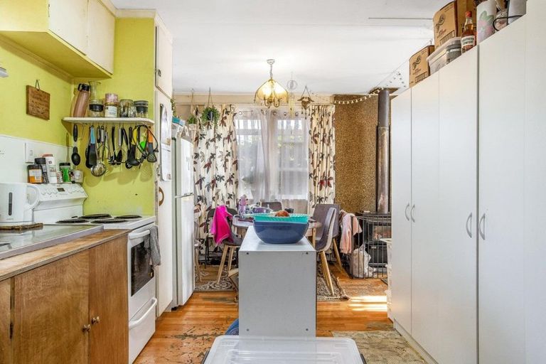 Photo of property in 108 Arahura Crescent, Waitangirua, Porirua, 5024