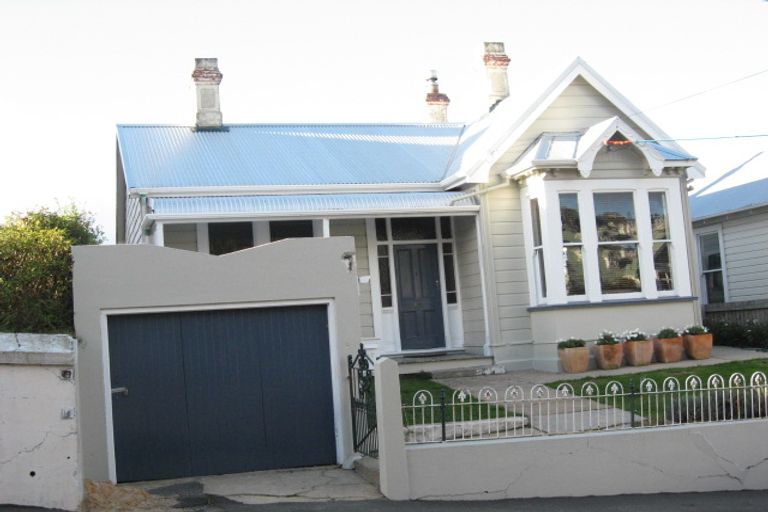 Photo of property in 37 Glenpark Avenue, Mornington, Dunedin, 9011