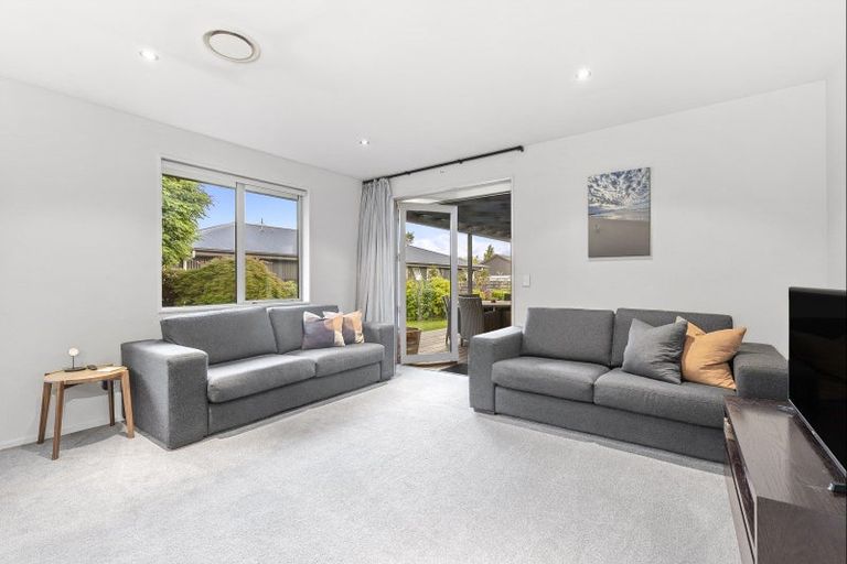 Photo of property in 32 Quinnat Street, Albert Town, Wanaka, 9305