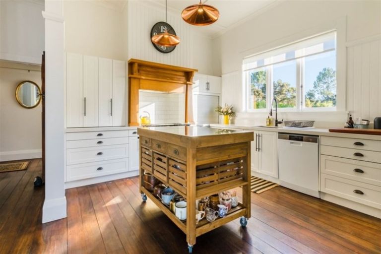 Photo of property in 374 Ridge Road, Coatesville, Albany, 0793