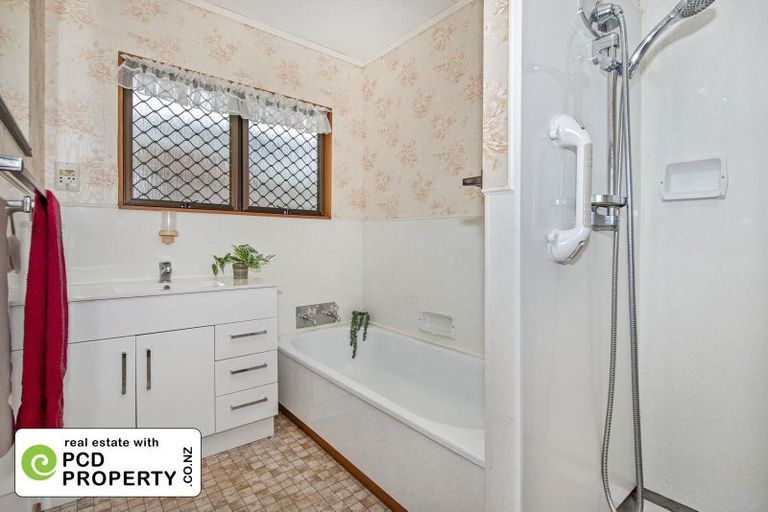 Photo of property in 4 Second Avenue, Avenues, Whangarei, 0110