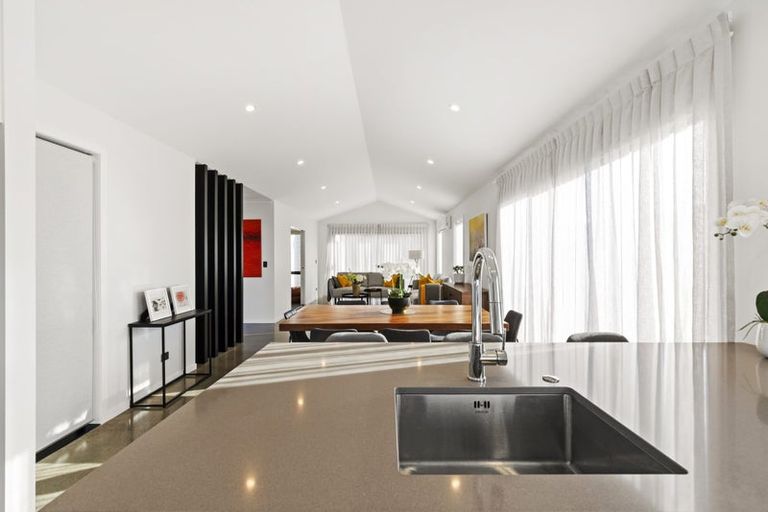 Photo of property in 40 Arohaina Avenue, Karaka, 2124