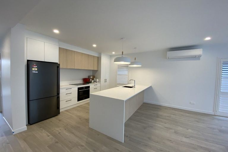 Photo of property in 18 Chapman Way, Jacks Point, 9371