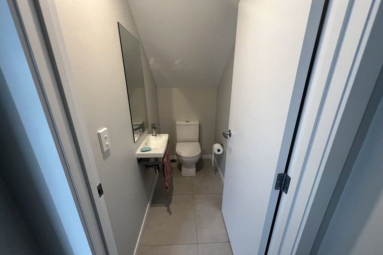 Photo of property in 21 Koura Drive, Red Beach, 0932