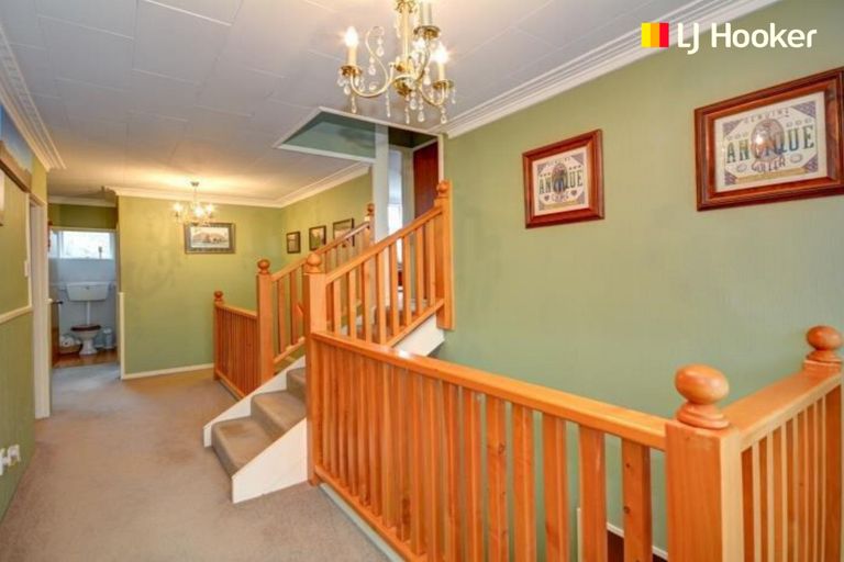 Photo of property in 12 Kinmont Crescent, Kinmont Park, Mosgiel, 9024