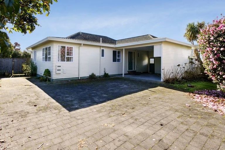 Photo of property in 13 Glengarry Place, Hilltop, Taupo, 3330
