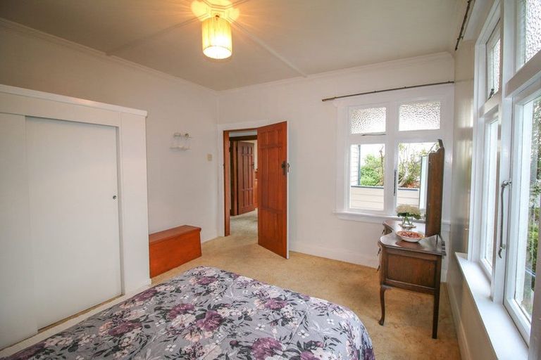 Photo of property in 83 Walker Street, Bluff, 9814