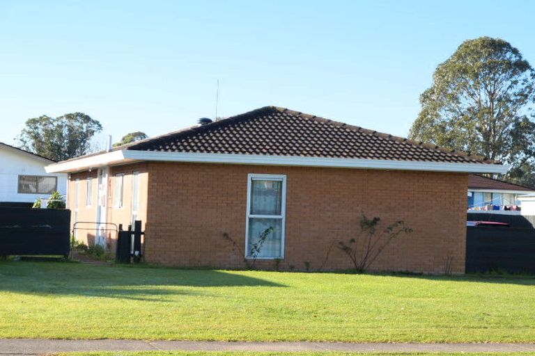 Photo of property in 37 Garus Avenue, Mangere East, Auckland, 2024