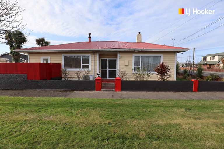 Photo of property in 6 De Carle Street, Saint Kilda, Dunedin, 9012