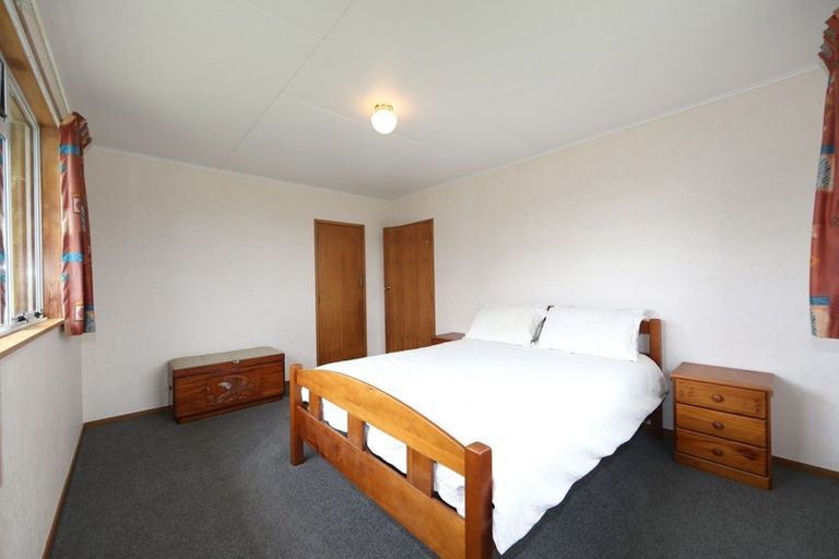 Photo of property in 33 Folkestone Drive, Flaxmere, Hastings, 4120