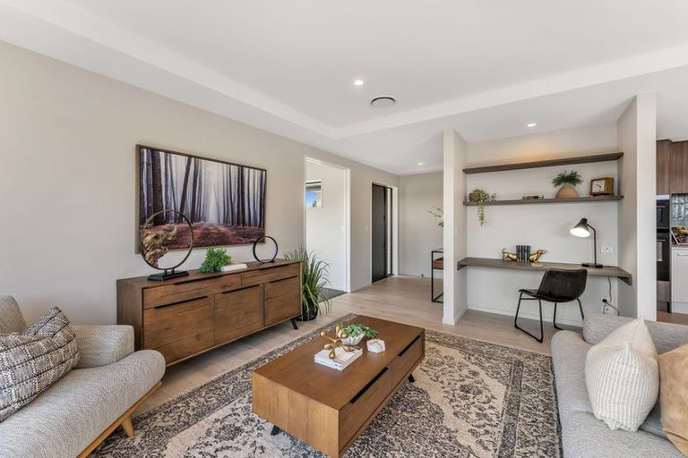 Photo of property in 8 Cam Mill Place, Rangiora, 7400