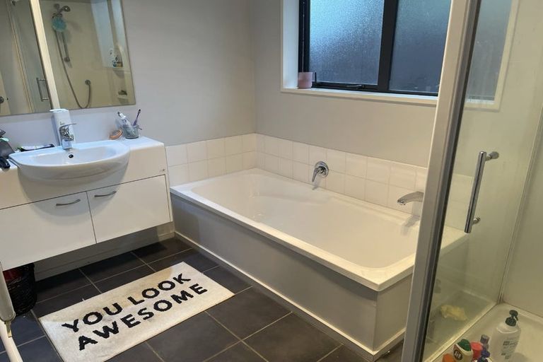 Photo of property in 32b New Brighton Road, Shirley, Christchurch, 8061