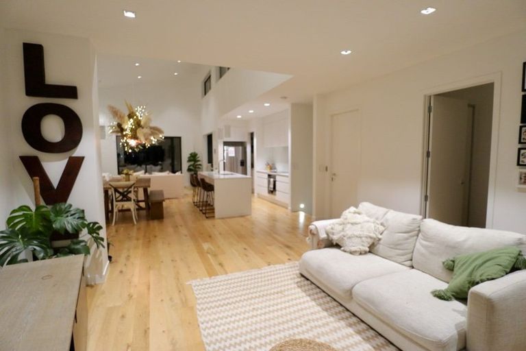 Photo of property in 16 Catalina Bay Drive, Hobsonville, Auckland, 0616