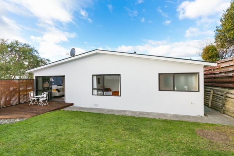 Photo of property in 49 Mana View Road, Paremata, Porirua, 5026