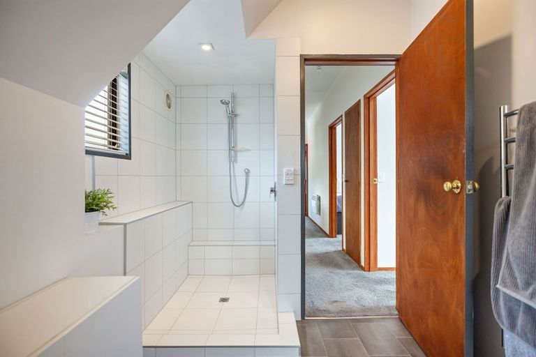 Photo of property in 39 Remarkables Crescent, Frankton, Queenstown, 9300