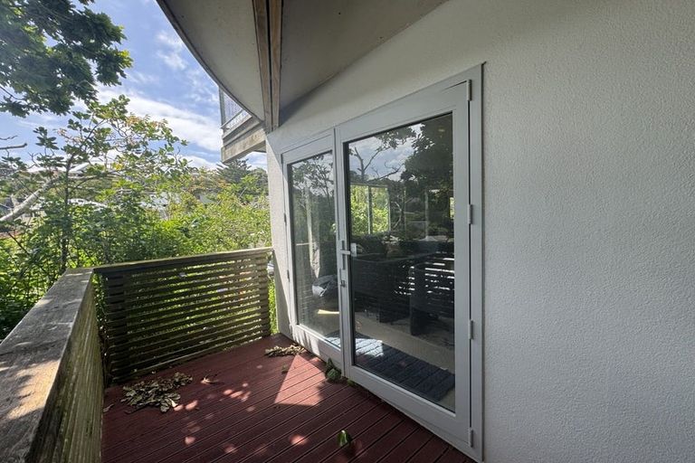 Photo of property in 36a Sutherland Crescent, Melrose, Wellington, 6023