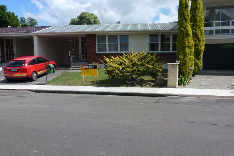 Photo of property in 1b Kensington Mews, Hokowhitu, Palmerston North, 4410