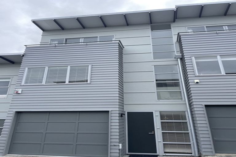 Photo of property in Habitat Apartments, 17/31 Byron Avenue, Takapuna, Auckland, 0622