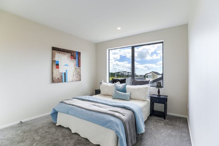 Photo of property in 66 Biokovo Street, Massey, Auckland, 0614
