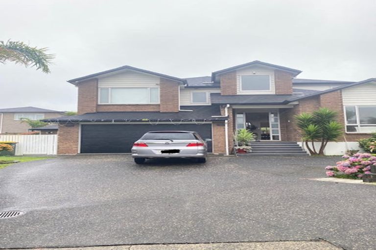 Photo of property in 40 Corricvale Way, Northcross, Auckland, 0630
