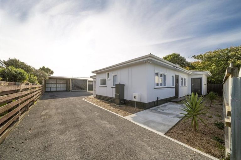 Photo of property in 59 Camberwell Road, Hawera, 4610
