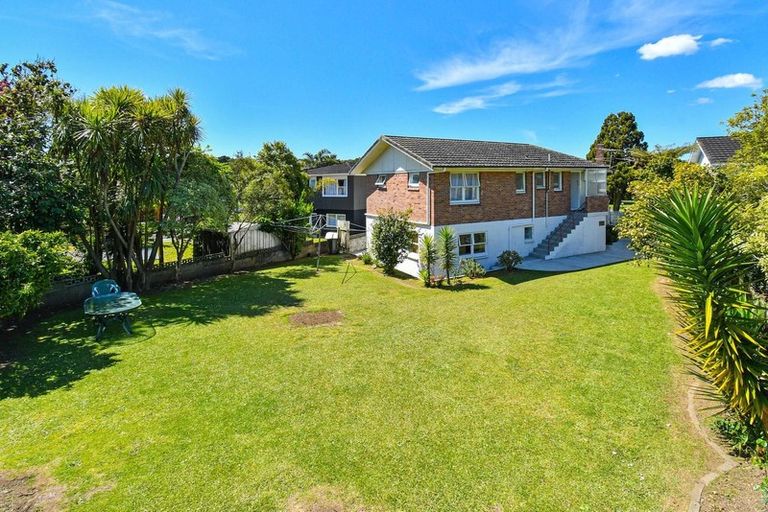 Photo of property in 11 David Avenue, Hillpark, Auckland, 2102