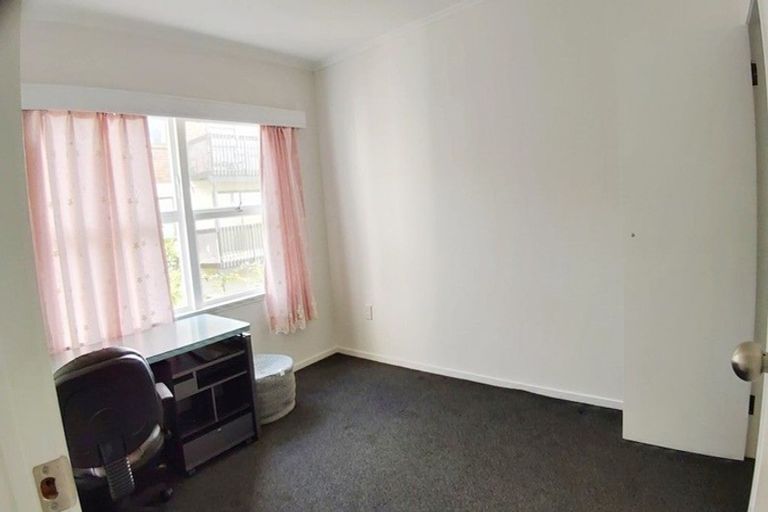 Photo of property in 3/7 Newhaven Terrace, Mairangi Bay, Auckland, 0630