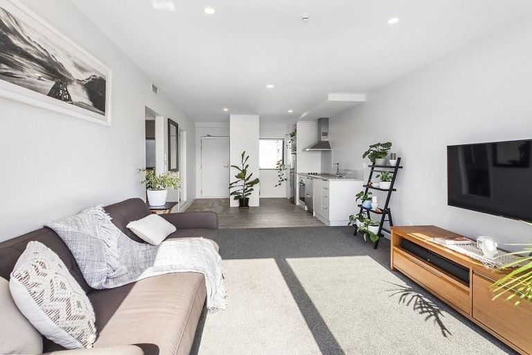 Photo of property in 5/16b Constable Street, Newtown, Wellington, 6021