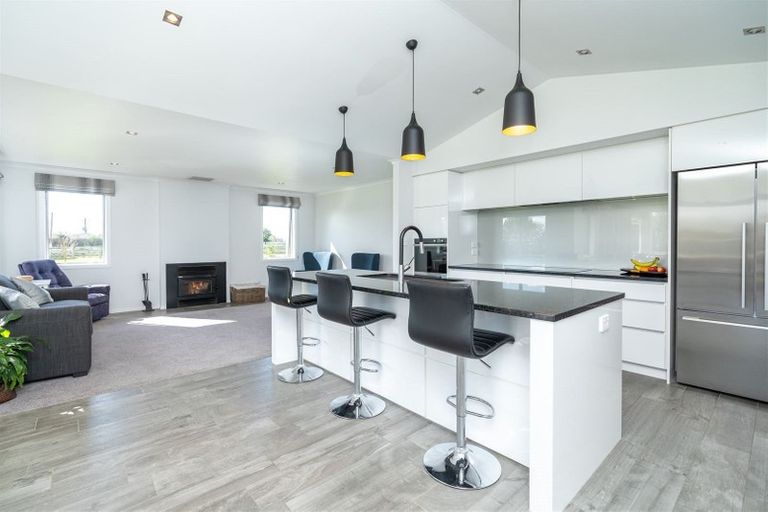 Photo of property in 42c Marshmeadow Road, Newstead, Hamilton, 3286