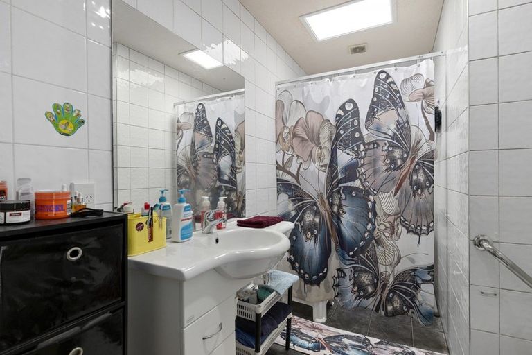 Photo of property in 2/201 Massey Street, Frankton, Hamilton, 3204