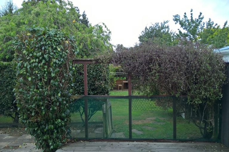 Photo of property in 212 Avonhead Road, Avonhead, Christchurch, 8042