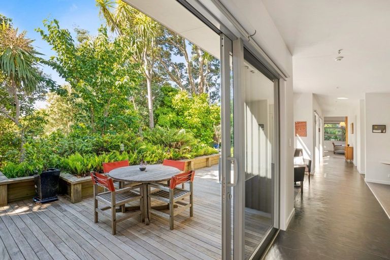 Photo of property in 49 Tennis Court Road, Raumati South, Paraparaumu, 5032