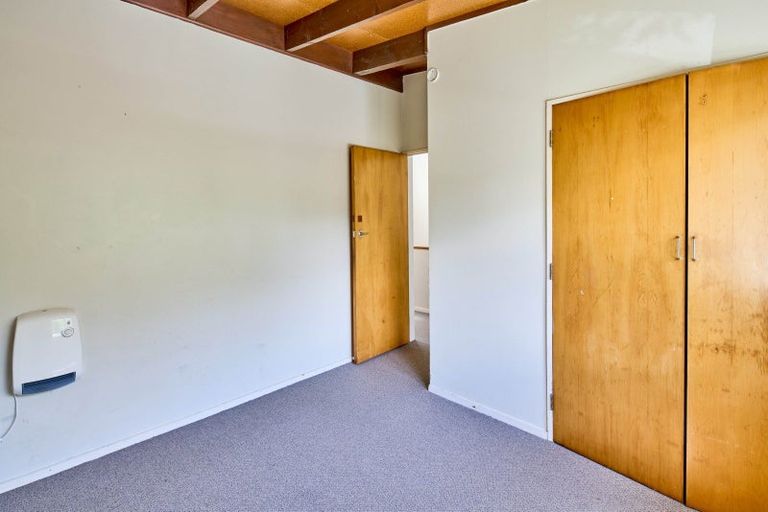 Photo of property in 2/3 Bouverie Street, Petone, Lower Hutt, 5012