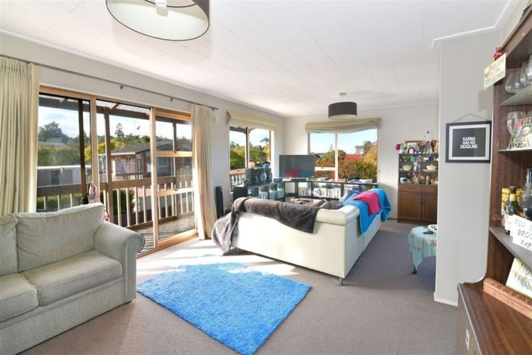 Photo of property in 6a Quo Vadis Place, Red Beach, 0932
