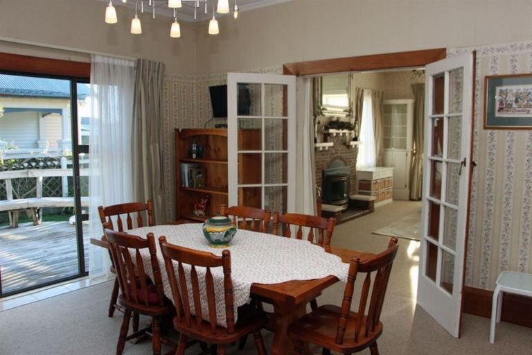 Photo of property in 6 Franklin Street, Greymouth, 7805