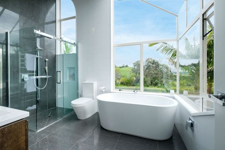 Photo of property in 247 Clevedon Kawakawa Road, Clevedon, 2585