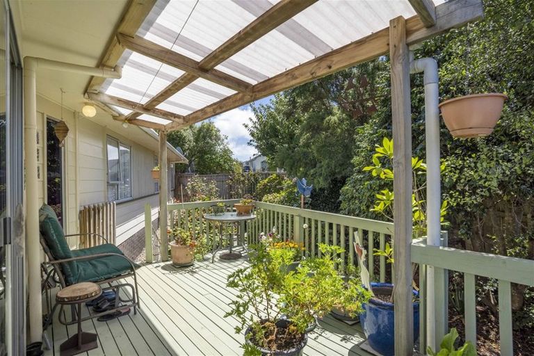 Photo of property in 144 Pigeon Mountain Road, Half Moon Bay, Auckland, 2012