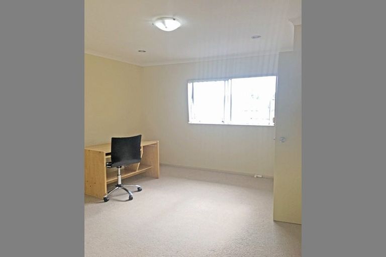 Photo of property in 130 Puhinui Road, Papatoetoe, Auckland, 2104