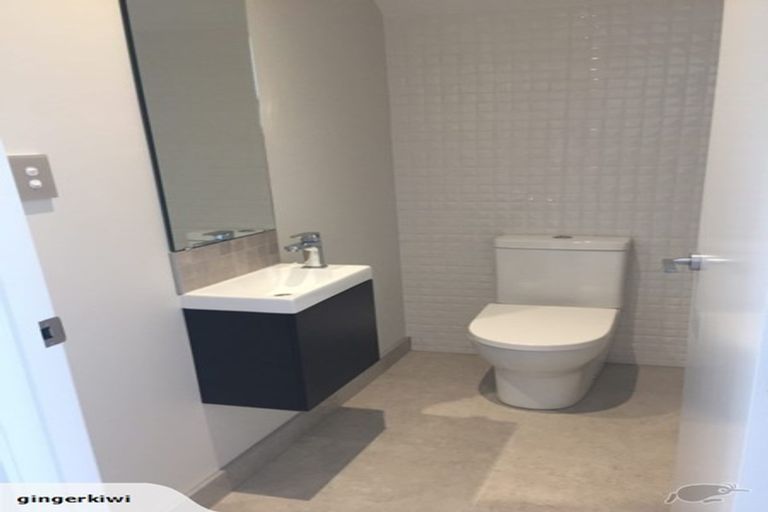 Photo of property in 1 Saltmarsh Road, Hobsonville, Auckland, 0616