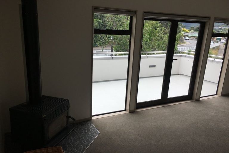 Photo of property in 37a The Drive, Tawa, Wellington, 5028