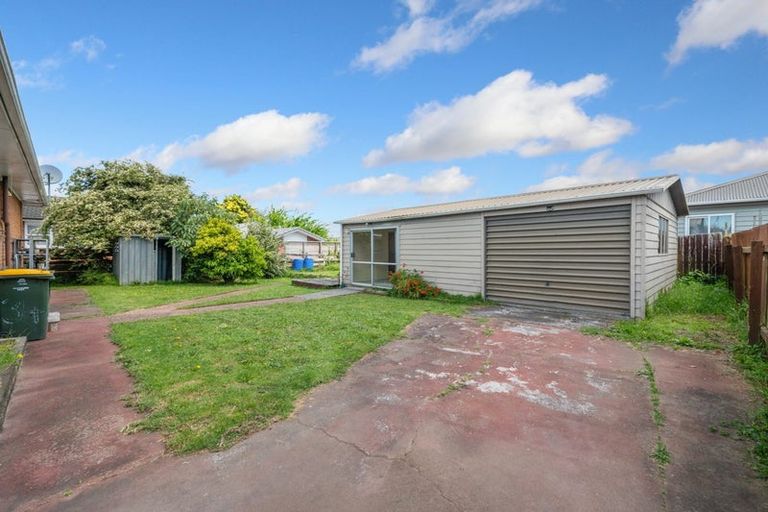 Photo of property in 34 Gainsborough Street, Manurewa, Auckland, 2102