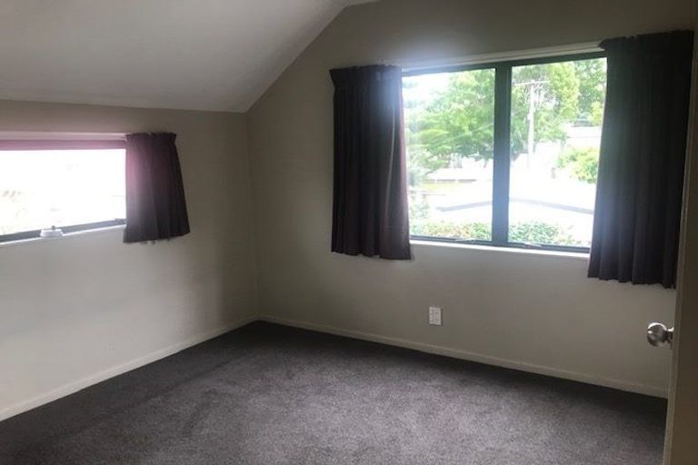 Photo of property in 2/15 Allen Street, Boulcott, Lower Hutt, 5011