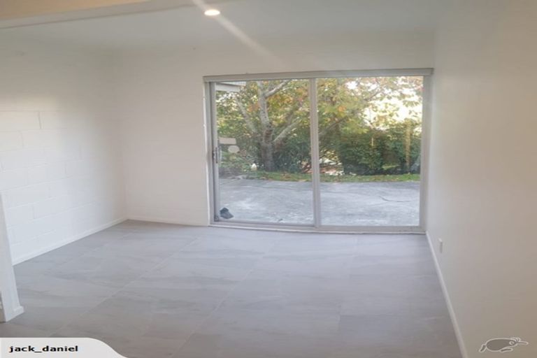 Photo of property in 57b Lancaster Road, Beach Haven, Auckland, 0626