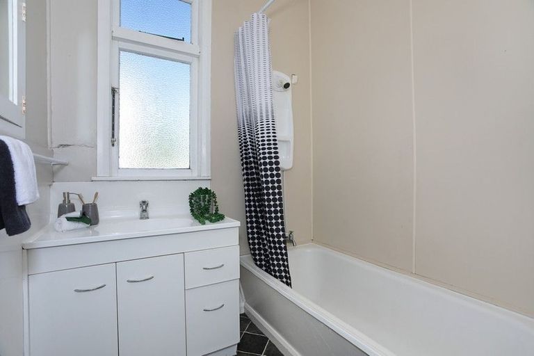 Photo of property in 78 Jickell Street, Hokowhitu, Palmerston North, 4410