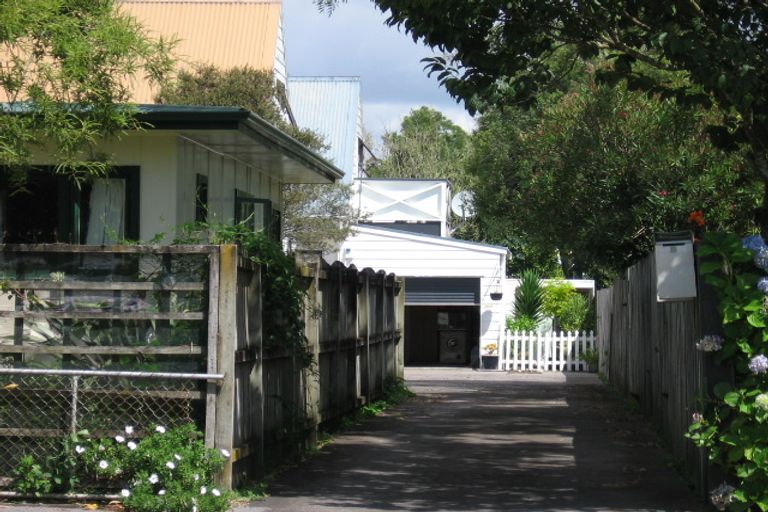 Photo of property in 8 Orchard Street, Avondale, Auckland, 1026