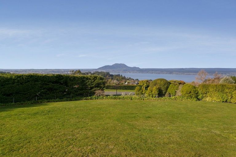 Photo of property in 59 Blue Ridge Drive, Acacia Bay, Taupo, 3385